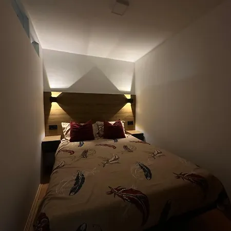 Carapan Apartment *